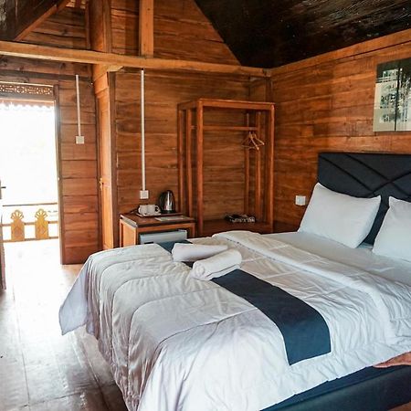 Rinjani Hill Hotel Сембалун Лауанг Екстериор снимка