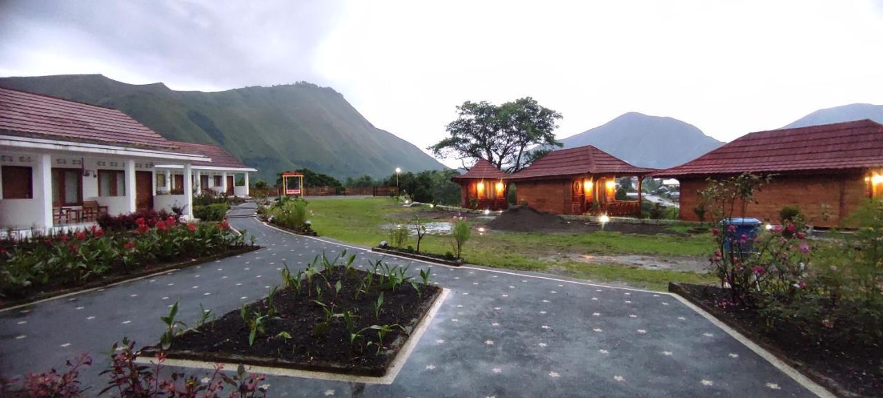 Rinjani Hill Hotel Сембалун Лауанг Екстериор снимка