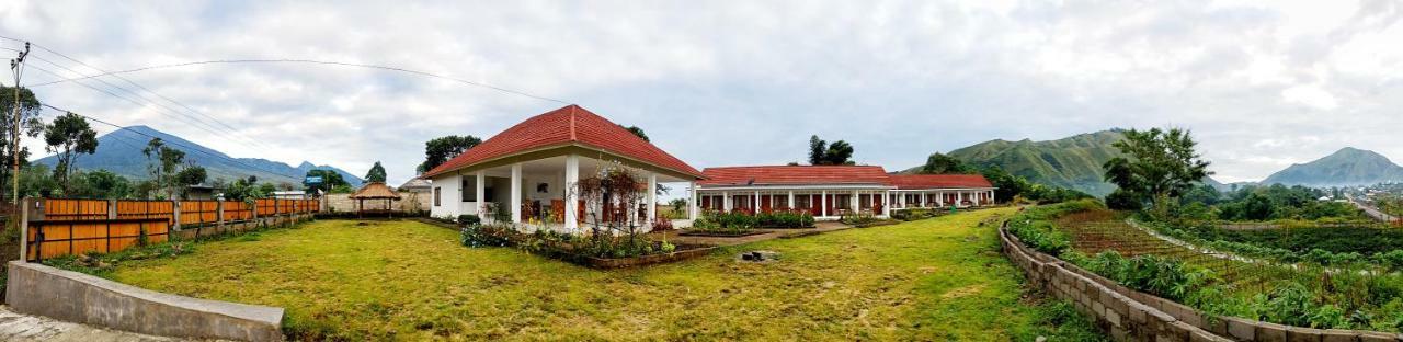 Rinjani Hill Hotel Сембалун Лауанг Екстериор снимка